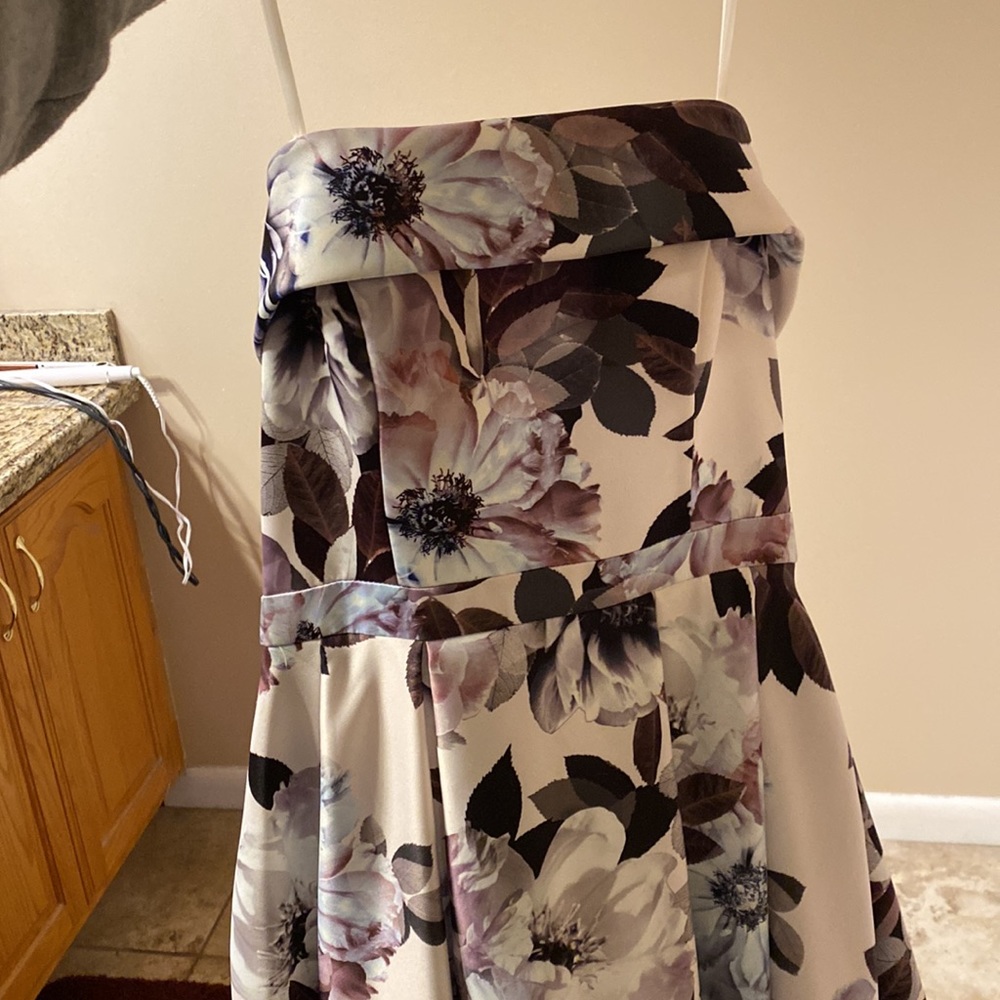 Prom Dress - Picture 3 of 3